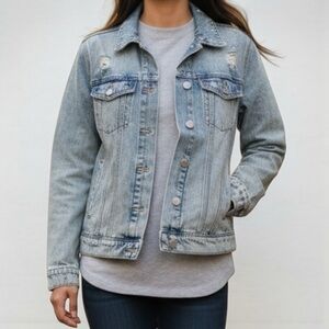 NWT! Petite Old Navy Light Wash Jean Jacket